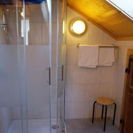 Beatrice Appartement-fewo- Dusche Oder Bad- Wc 3-bettwohnung By Interhome * Zweisimmen